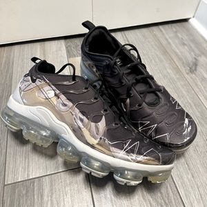 Nike Air VaporMax Plus Men’s Sneakers